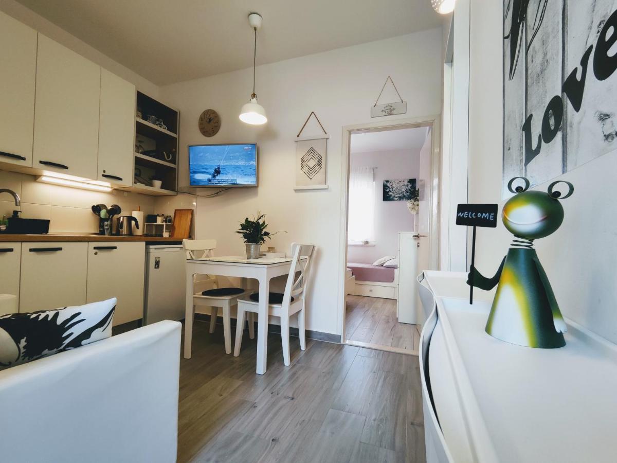 Sea & Sun Apartments Tučepi エクステリア 写真